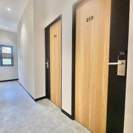 Pringgondani Guesthouse Pandanaran Hills Semarang Exterior foto